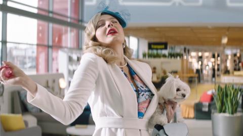 Agata Dama w Salonie